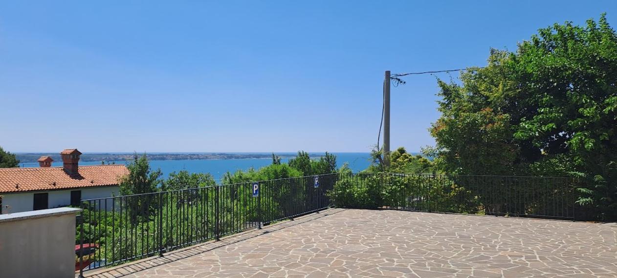 Apartments Zakinja Portoroz Bagian luar foto